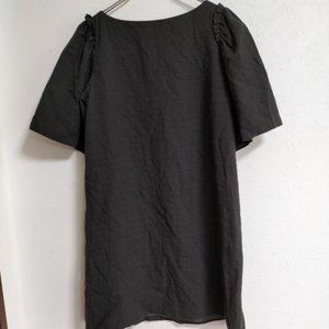 women's short sleeves